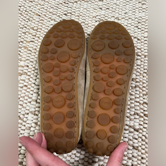 Born Nerona Tan Suede Loafers Driving Shoes Moccasins Size 6 - Picture 8 of 10